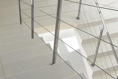 Керамогранит Tubadzin Urban Space light grey Matt R11 59.8x59.8
