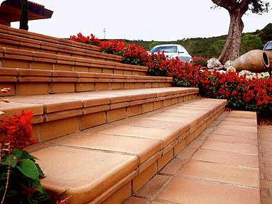 Ступень Gres de Aragon Esquina esc. 24 Natural 33*33