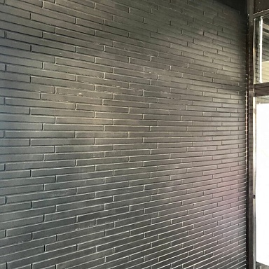 Ванкувер Leonardo Stone