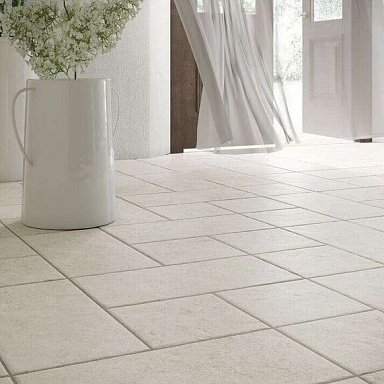 Pave Pierre Sichenia