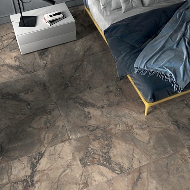 Epoque Ariana Ceramica