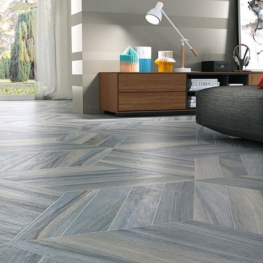 Chevron Rotterdam Ape